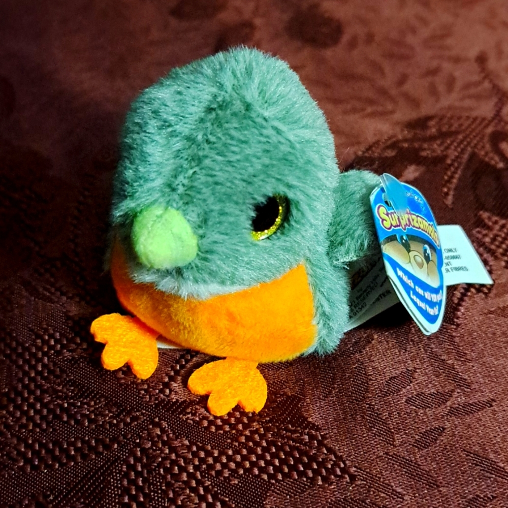 Mia Robin Suprizamals Plush